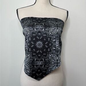 Black and White Paisley Women's Top